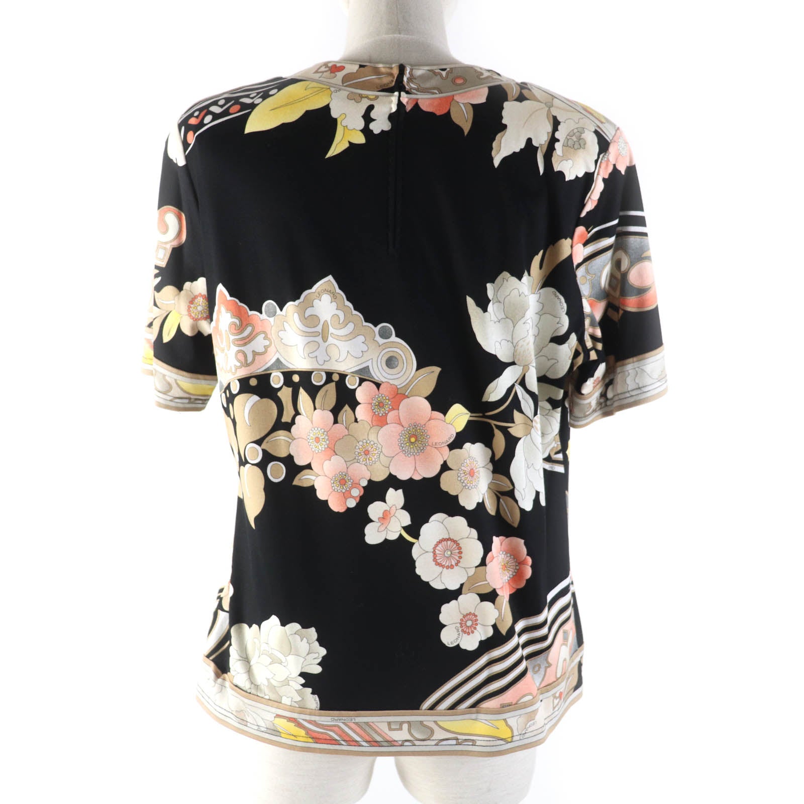 LEONARD Floral Crew Neck Short Sleeve Tee