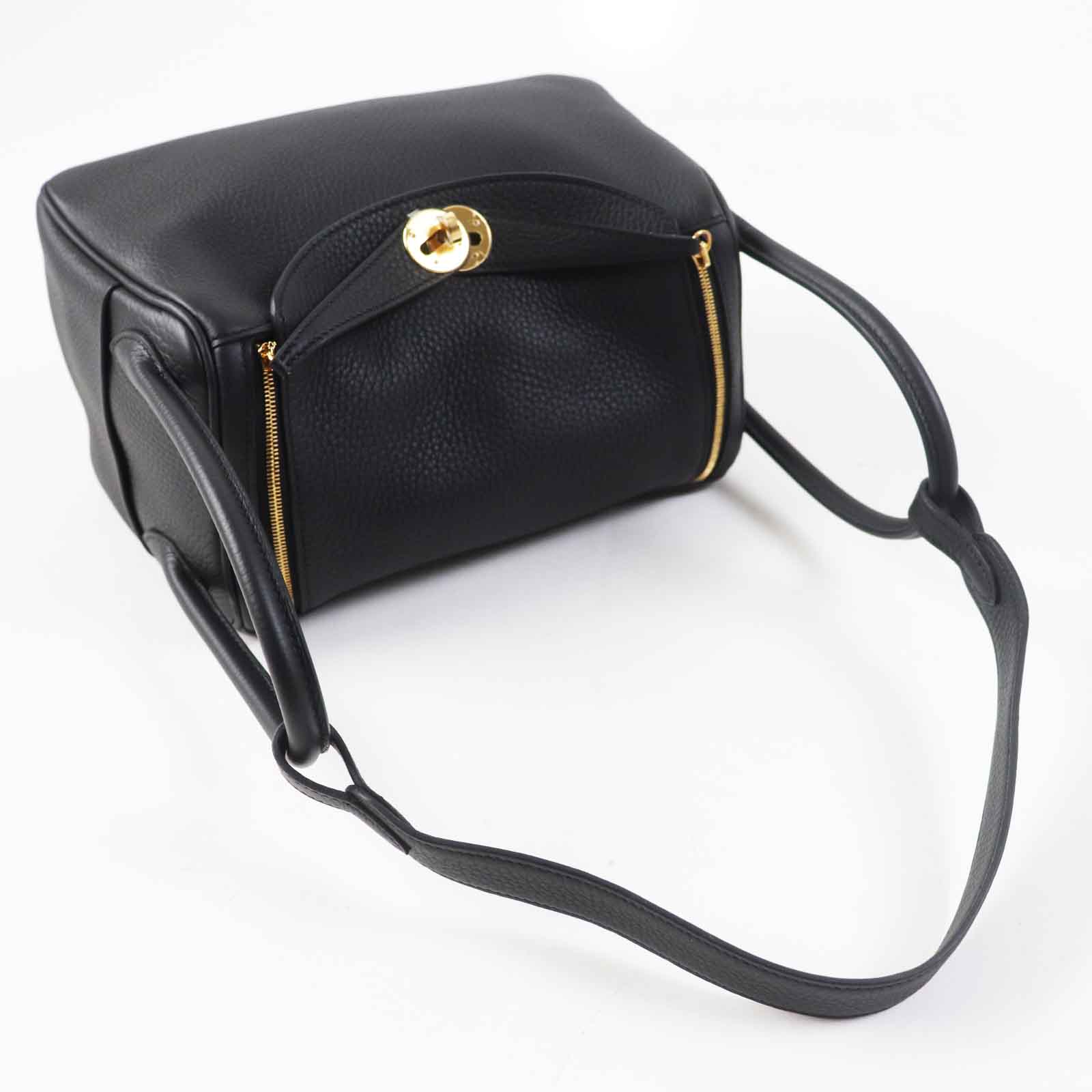 Hermes Lindy 26 Clemence Shoulder Bag Black