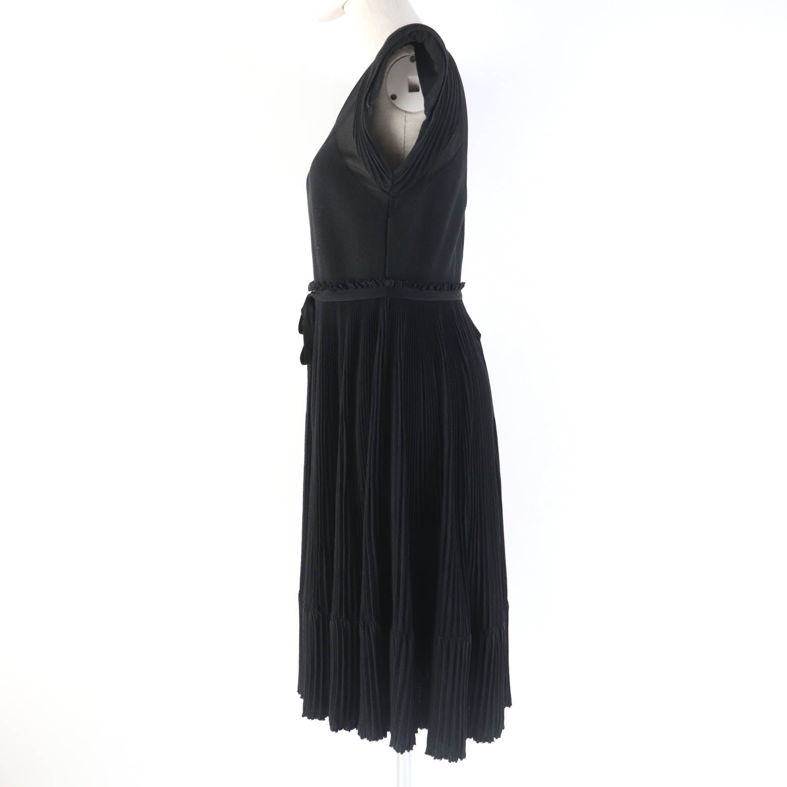 Chanel Knit Pleated Dress Black 36