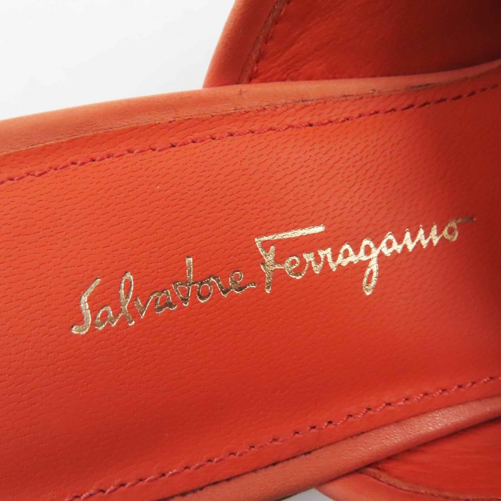 Salvatore Ferragamo VIGGIO Loafers Calf Leather