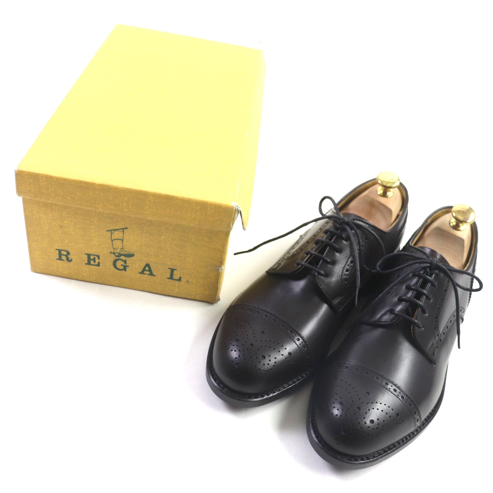 REGAL Leather Punched Cap Toe Shoes