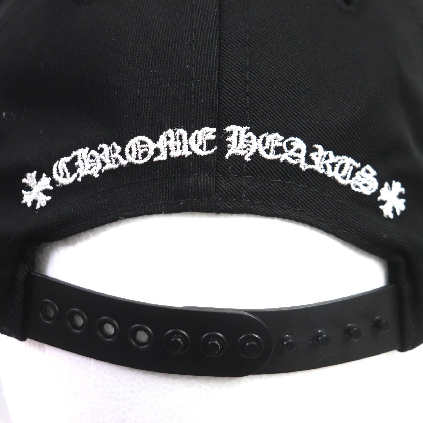 CHROME HEARTS Logo Embroidery CH Plus Baseball Cap