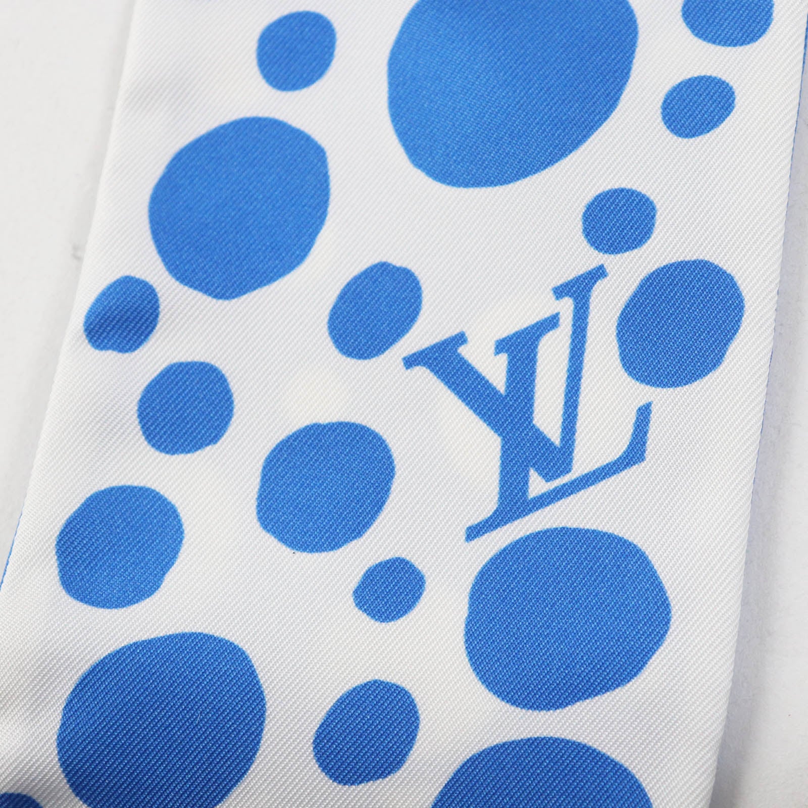 Louis Vuitton Yayoi Kusama Silk Scarf M78290