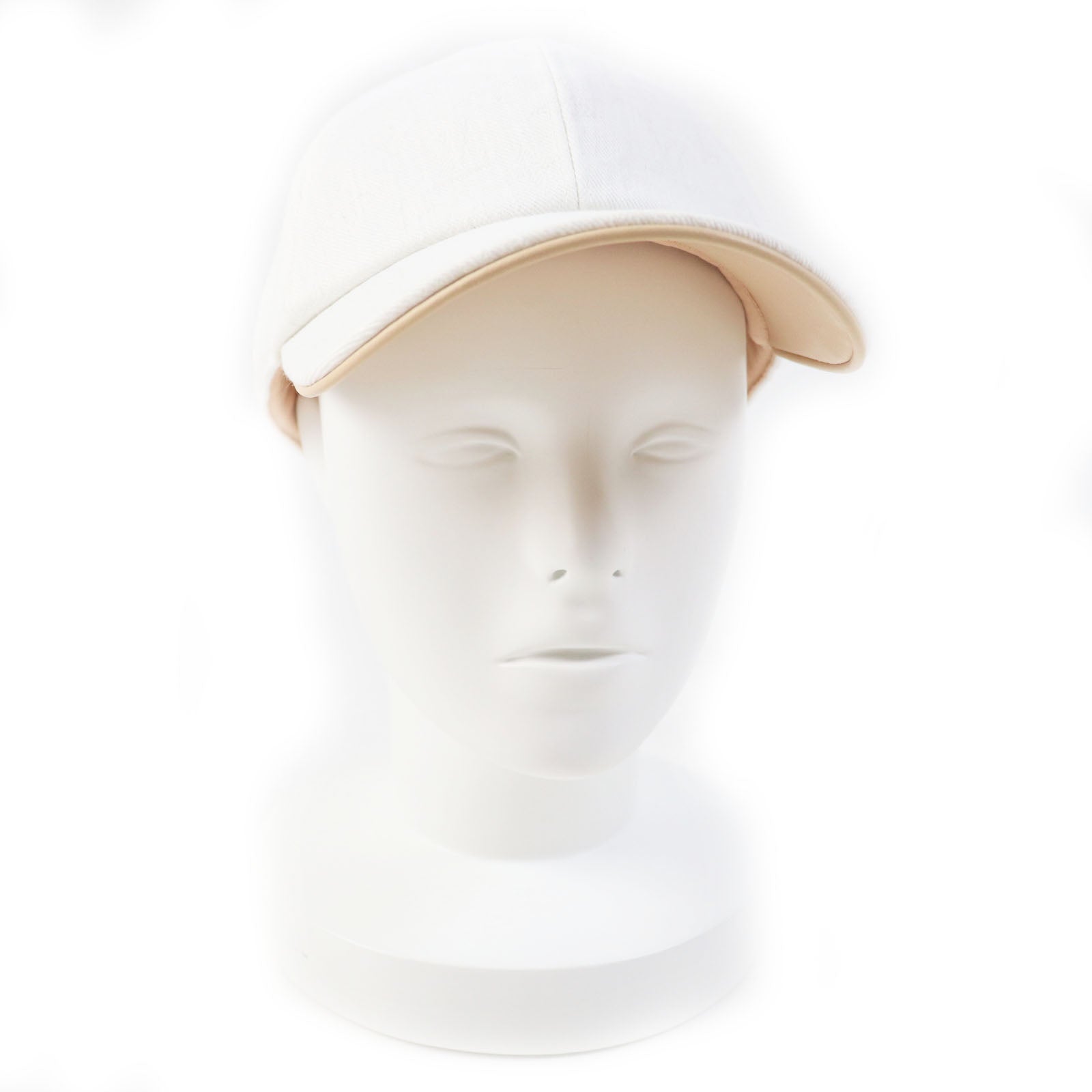 Louis Vuitton Monogram Cap M77538 White L