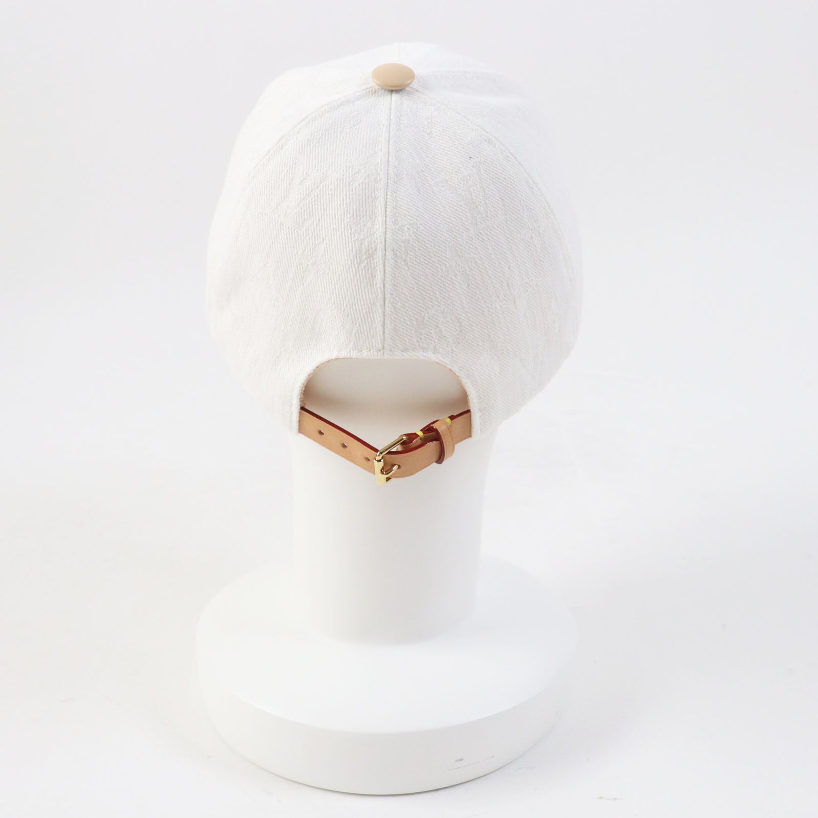 Louis Vuitton Monogram Cap M77538 White L