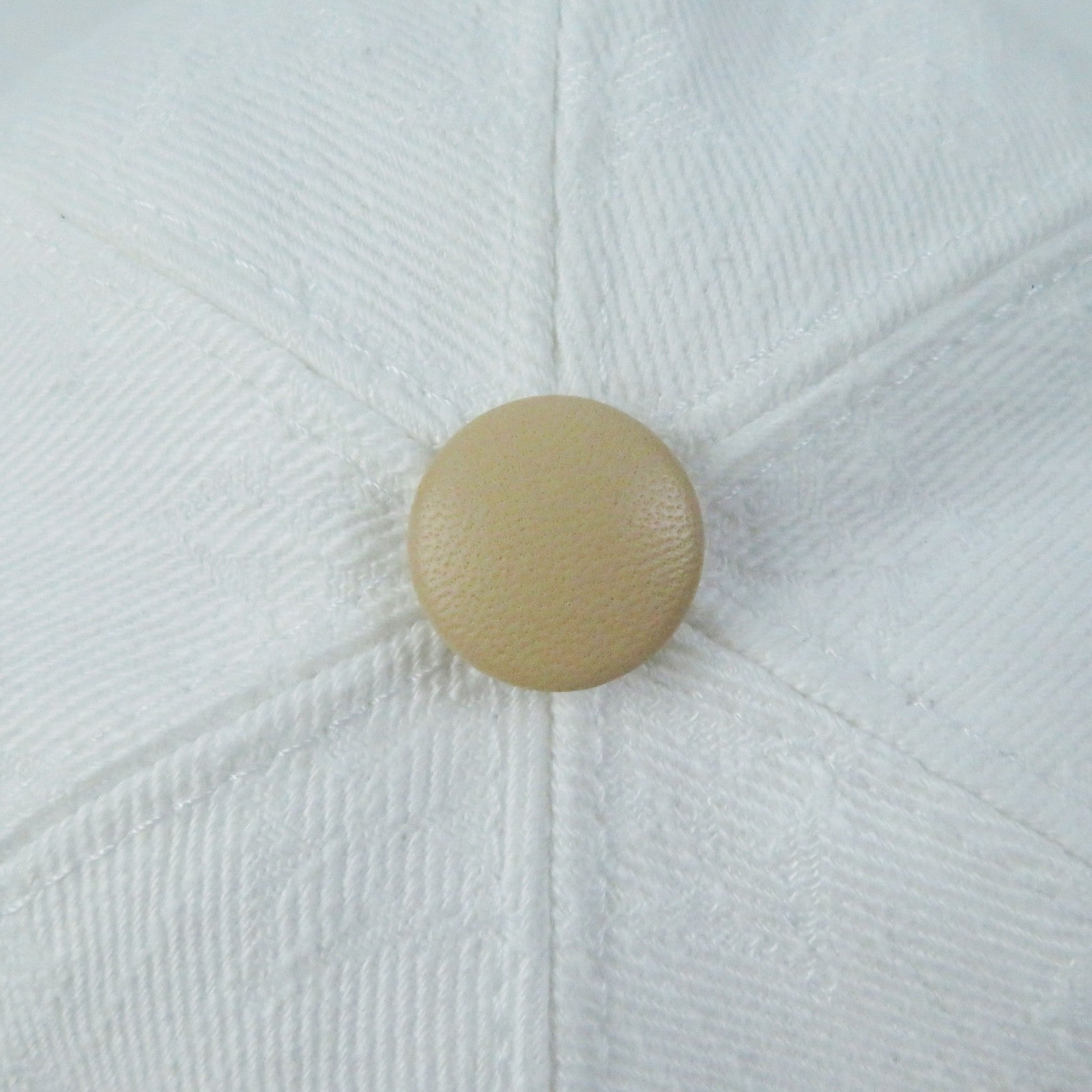 Louis Vuitton Monogram Cap M77538 White L