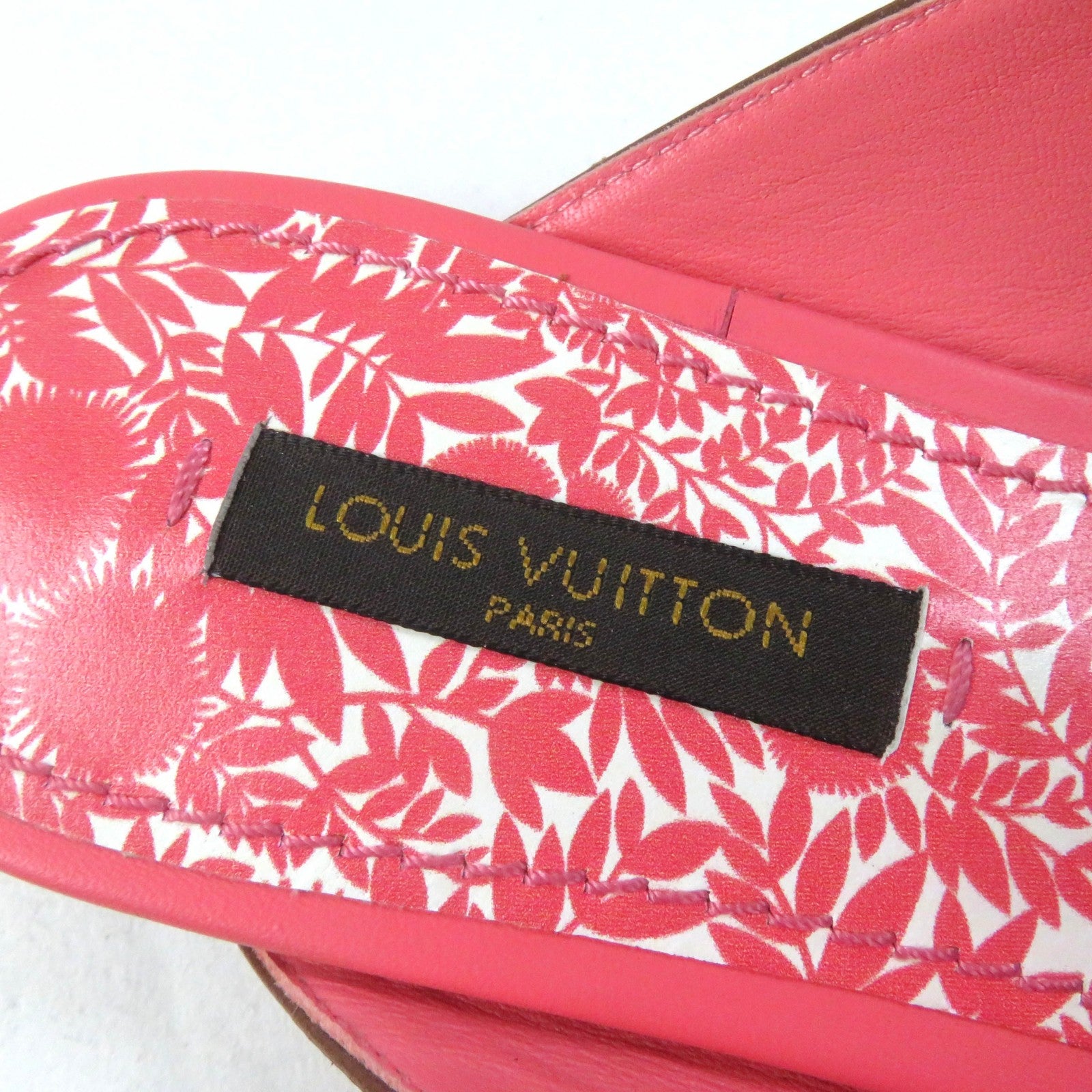 Louis Vuitton Tropical Flat Thong Sandals Pink