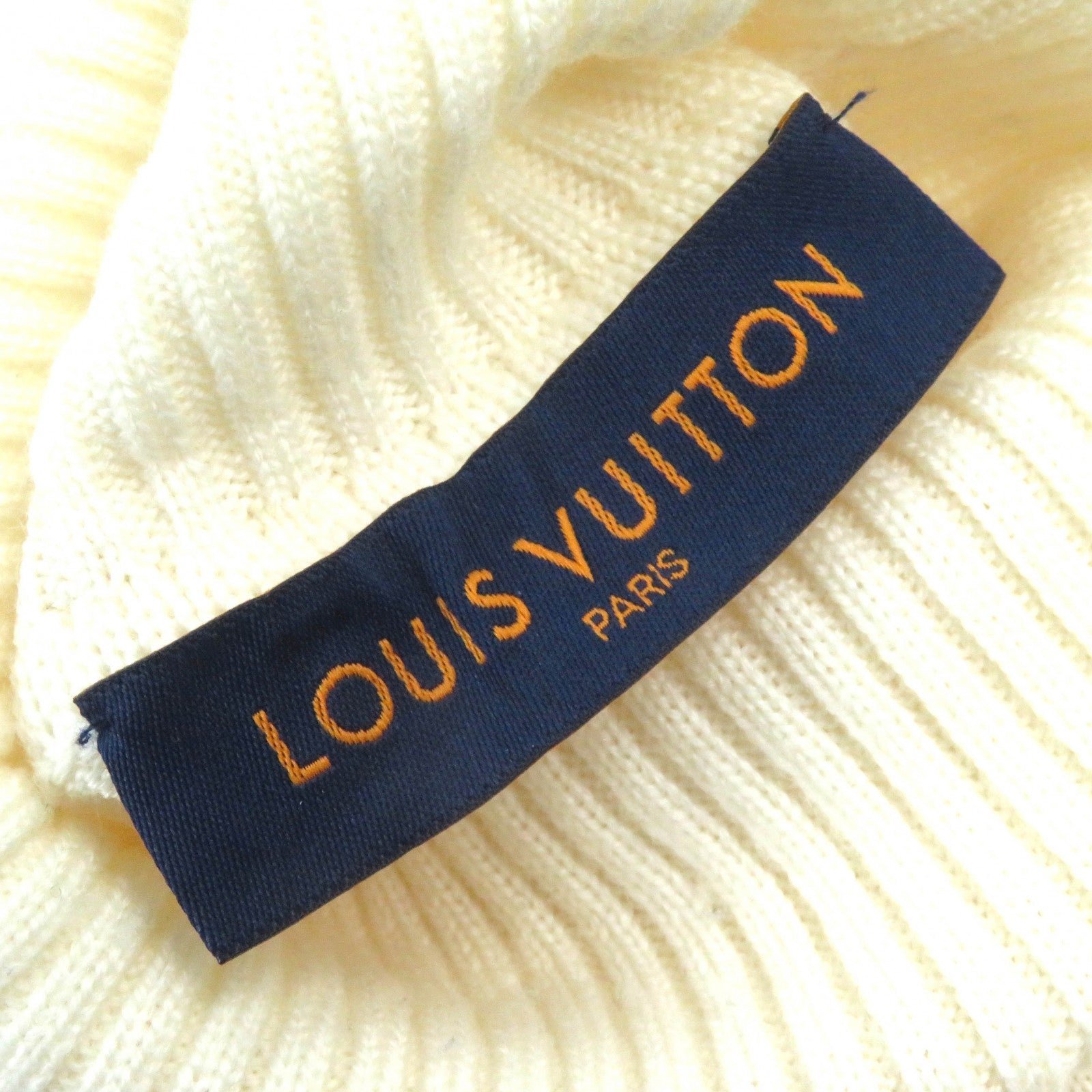 Louis Vuitton Wool Heart Turtleneck Knit Sweater M