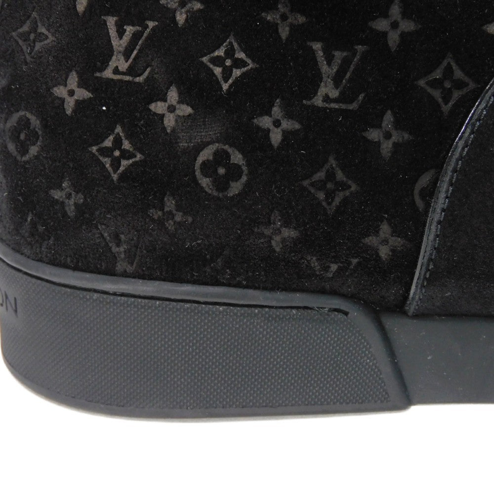 Louis Vuitton Suede Sheepskin Boots