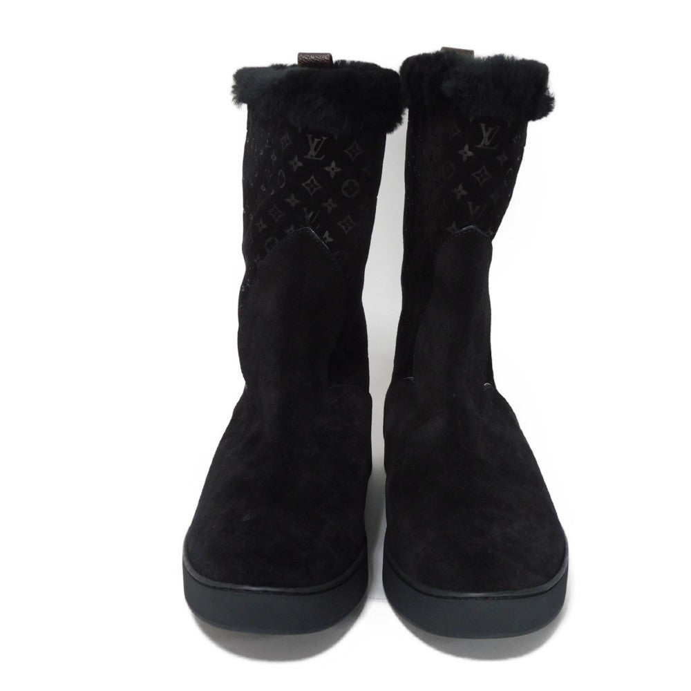 Louis Vuitton Suede Sheepskin Boots