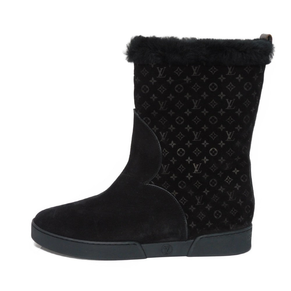 Louis Vuitton Suede Sheepskin Boots