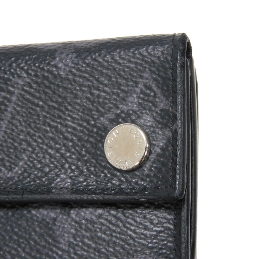 Louis Vuitton Discovery Compact Wallet M67630