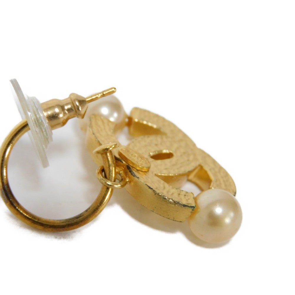 Chanel Pearl Swing Coco Mark Earrings