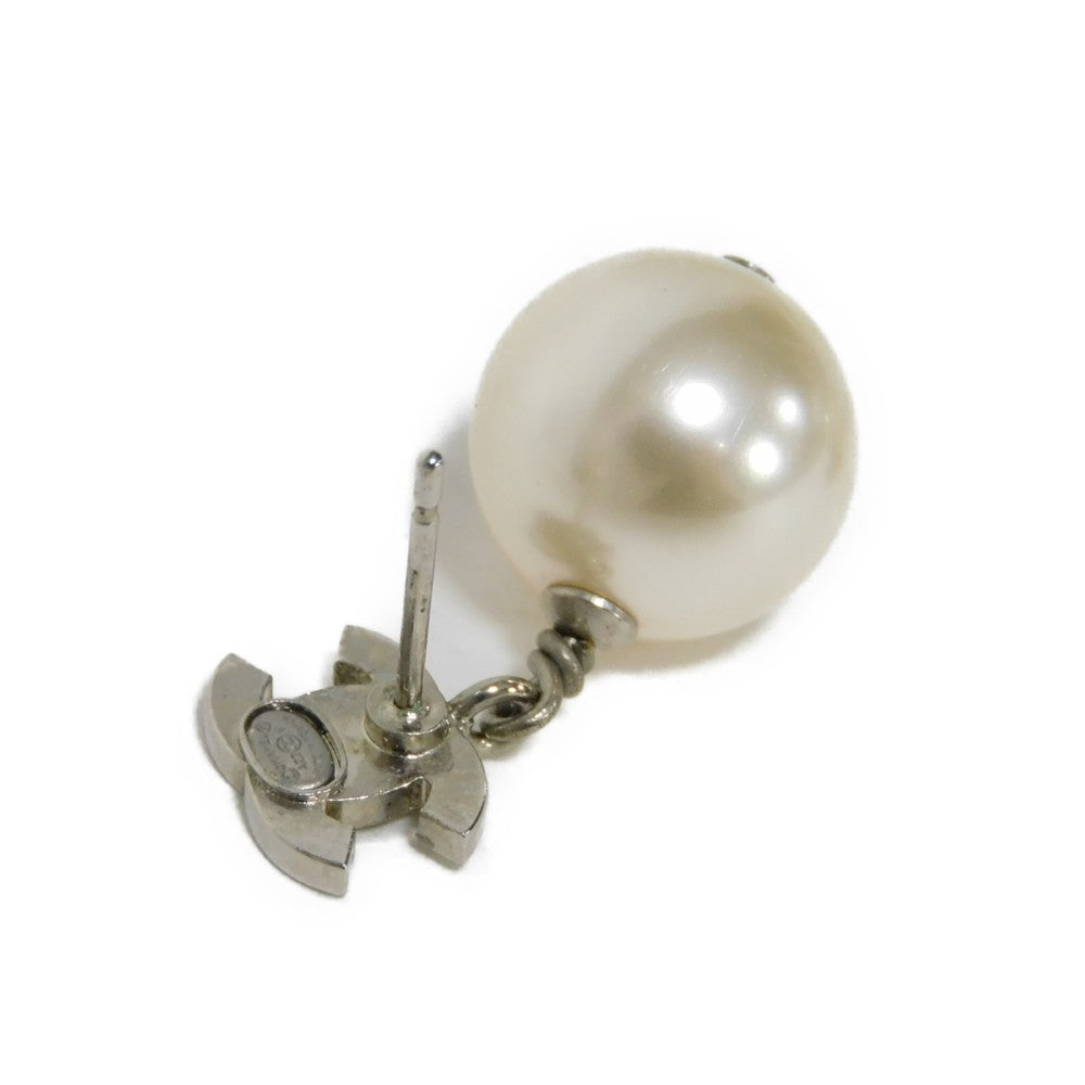 Chanel Crystal Pearl Swing Earrings A36138