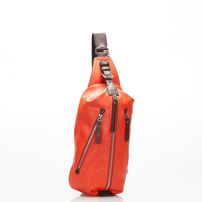 Thompson Leather Sling Bag F70360