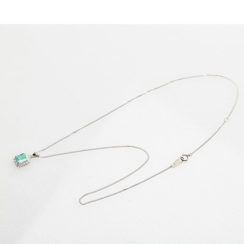 Platinum Emerald Pendant Necklace