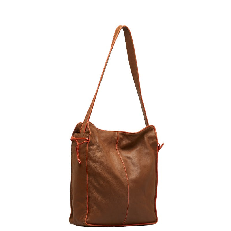 Loewe Leather Shoulder Bag  Leather Shoulder Bag in Good condition