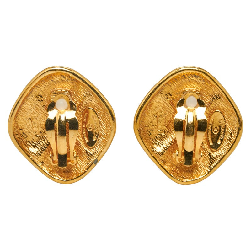 Chanel Matelasse Gold Plated Earrings in Very Good Condition