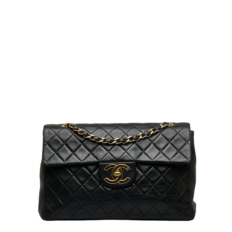 Chanel Leather Chain Shoulder Bag Black in Very Good Condition