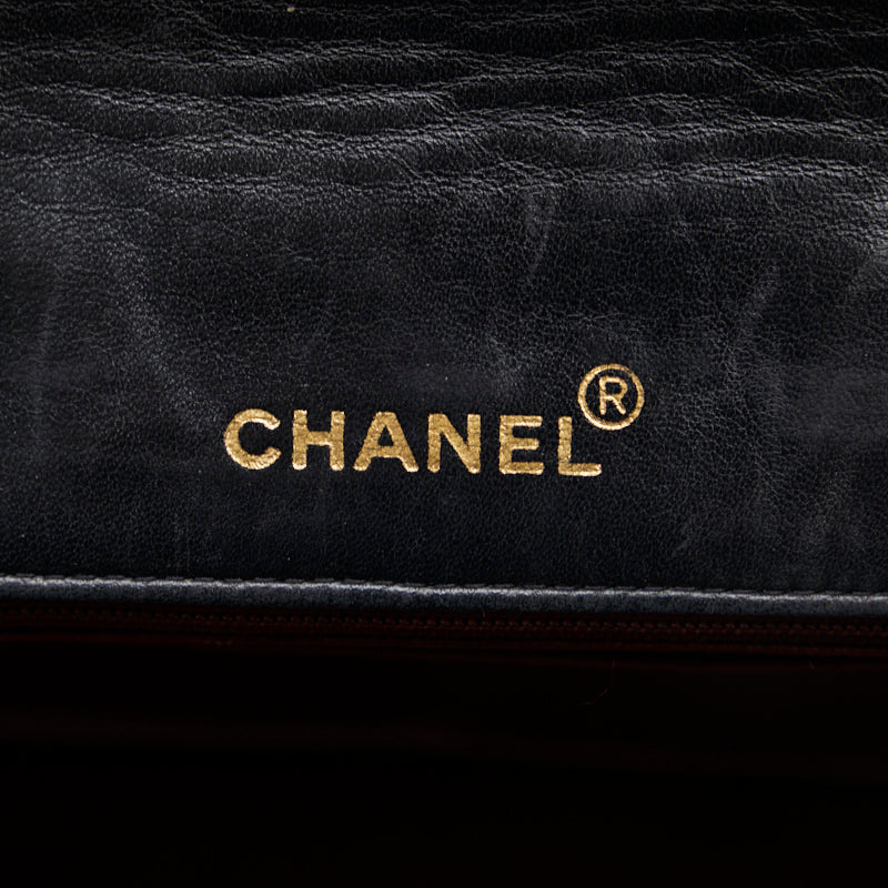 Chanel Leather Chain Shoulder Bag Black in Very Good Condition