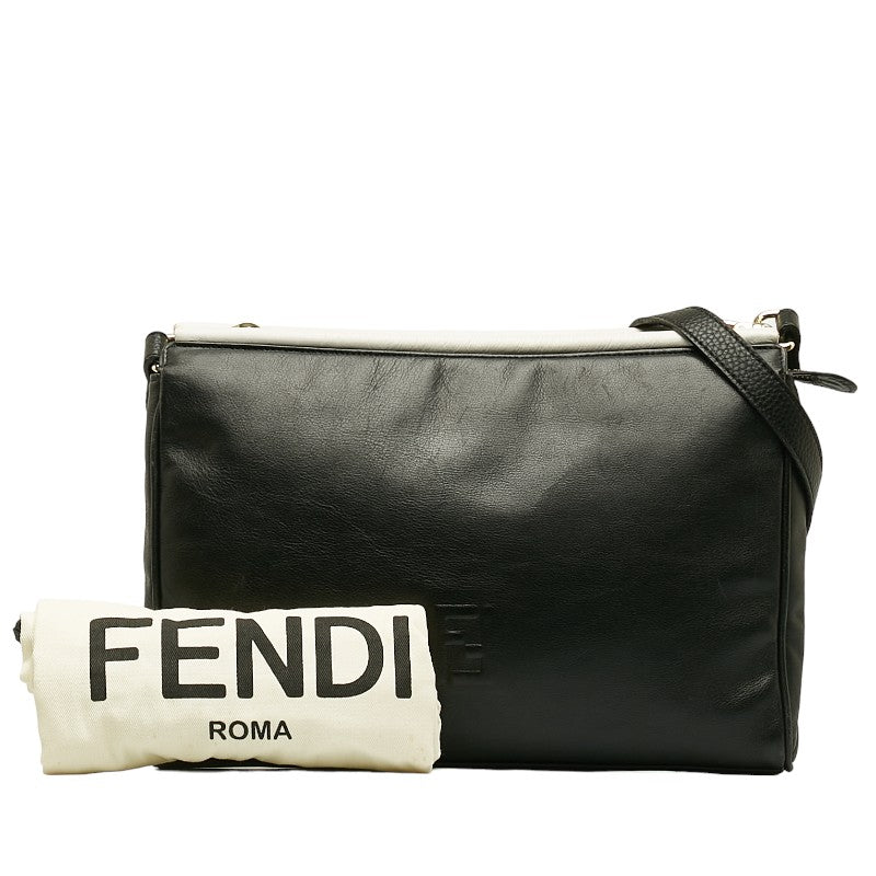 Fendi Leather Shoulder Bag C14027 in Good Condition