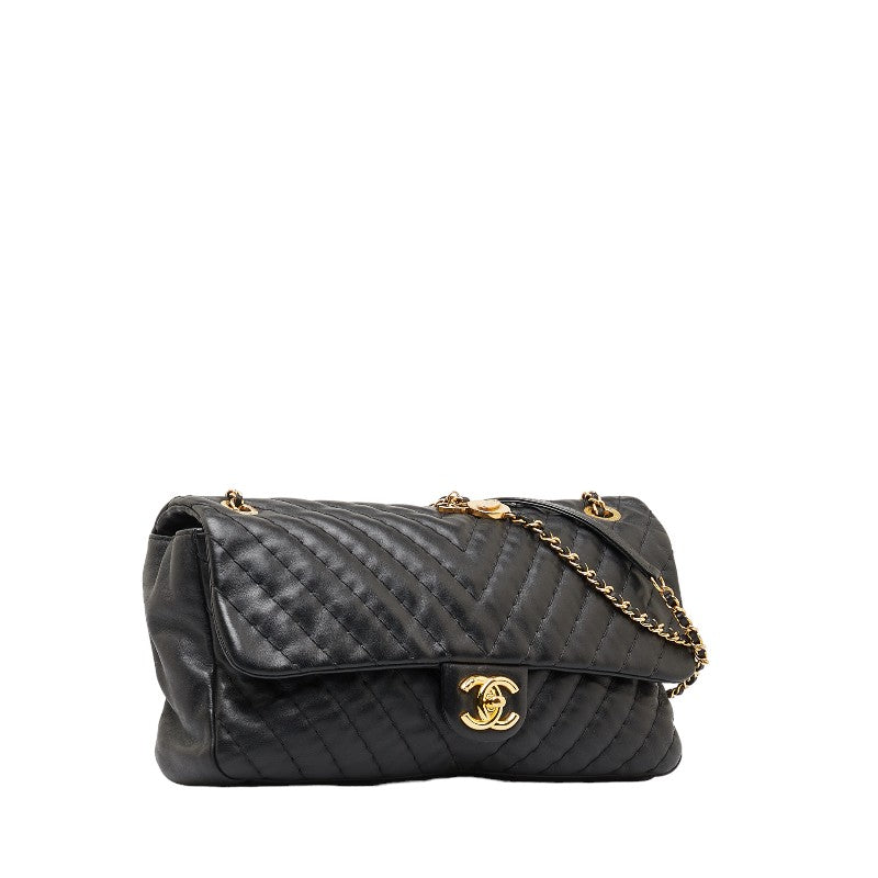 Chanel Lambskin Coco Mark Chain Shoulder Bag in Good Condition