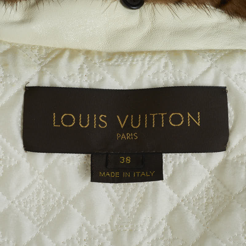 Louis Vuitton Down Jacket Removable Fur in Very Good Condition