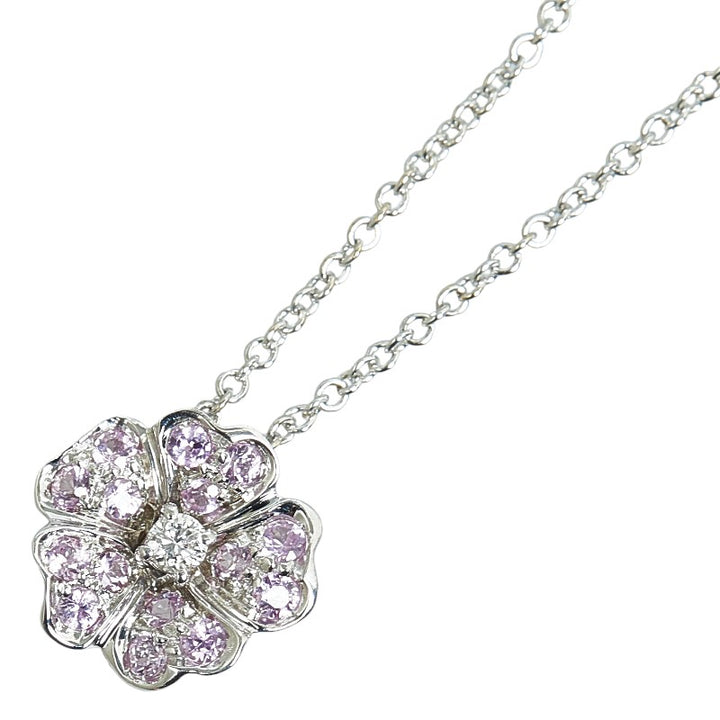 K18WG White Gold Diamond Flower Pendant Necklace in Great Condition