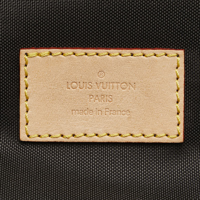 Louis Vuitton Monogram Garment Bag M23420