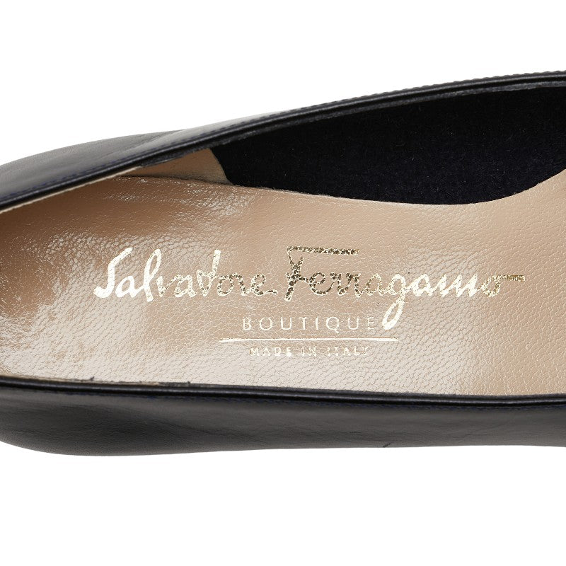 Salvatore Ferragamo Vara Ribbon Pumps Leather 5C 22cm in Very Good Condition