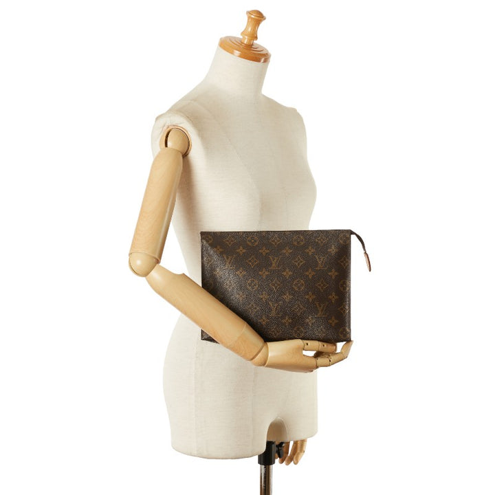 Louis Vuitton Monogram Pochette Toilette Clutch M46037 in Good Condition