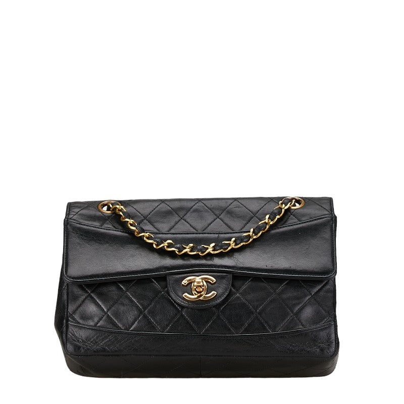 Chanel CC Quilted Leather Chain Flap Bag Leather Shoulder Bag in Good condition