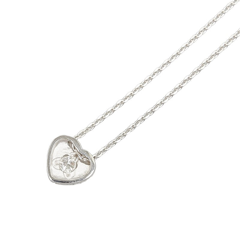 K18WG White Gold Diamond Heart Pendant Necklace in Excellent Condition