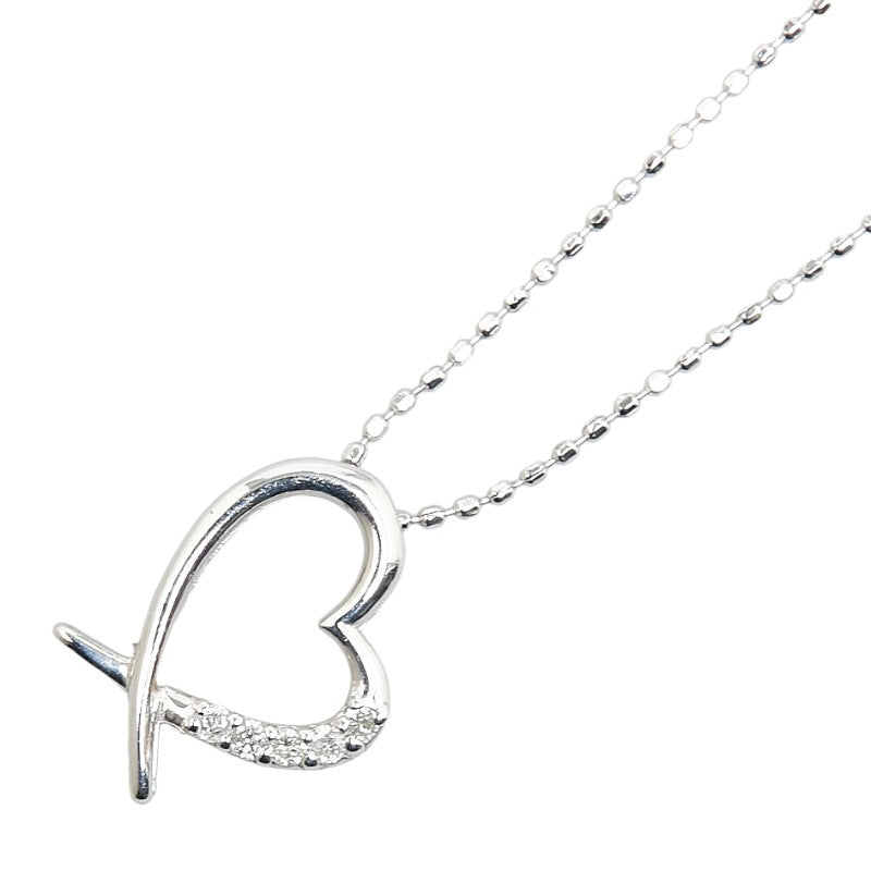 K14WG White Gold Diamond Heart Pendant Necklace in Great Condition