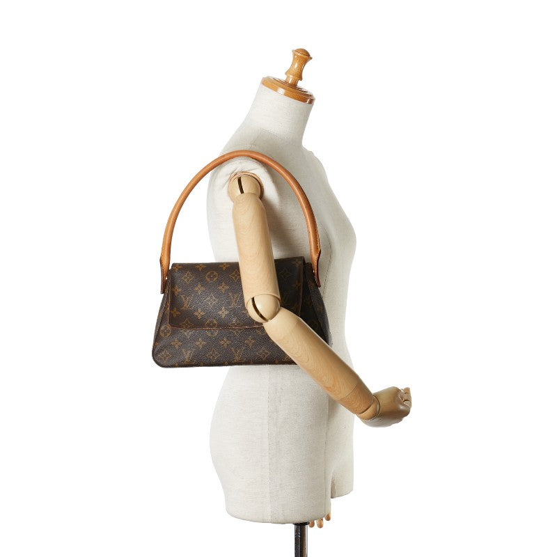 Louis Vuitton Monogram Mini Looping Shoulder Bag M51147 in Very Good Condition