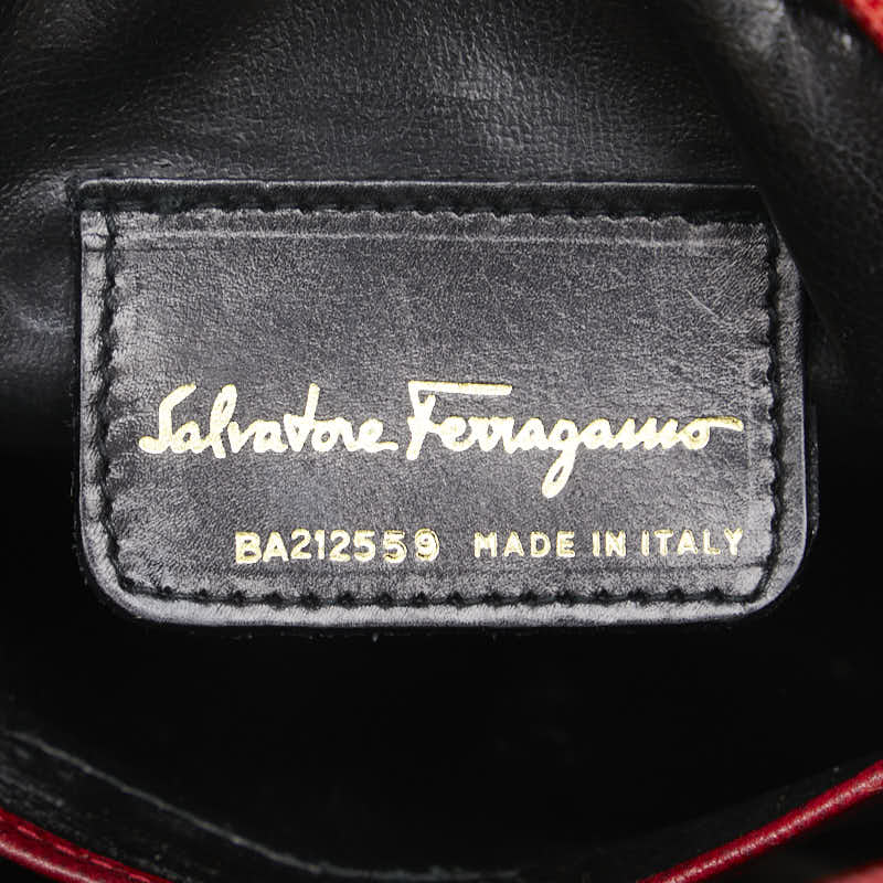 Salvatore Ferragamo Leather Crossbody Bag Leather Crossbody Bag in Good condition