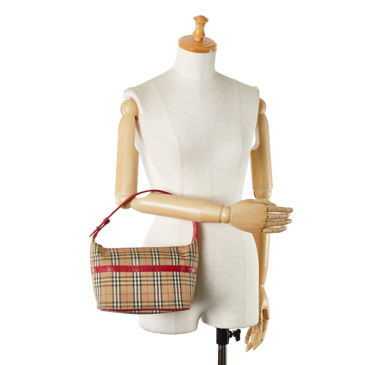 Burberry Nova Check Shadow Horse Canvas Leather Shoulder Bag in Good Condition