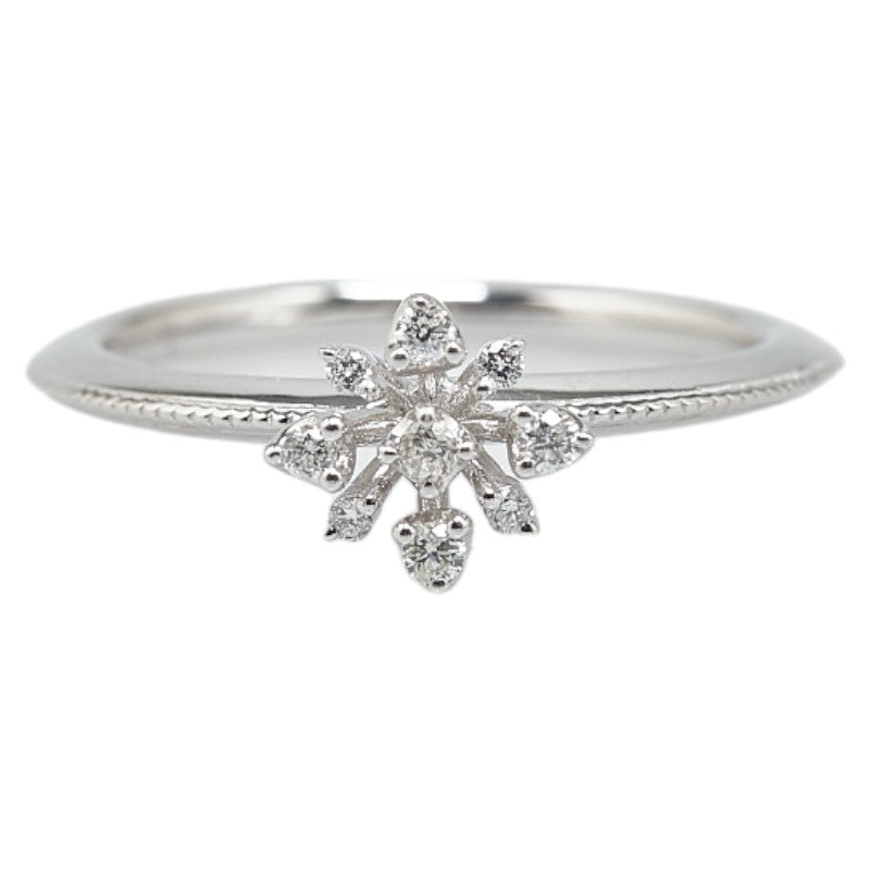 K18WG White Gold Diamond Flower Ring in Great Condition