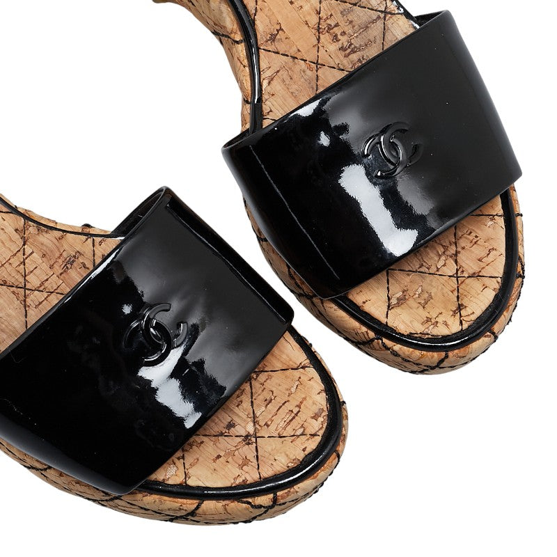 Chanel Coco Mark Matelasse Wedge Sole Sandals Black Beige Patent Leather in Very Good Condition