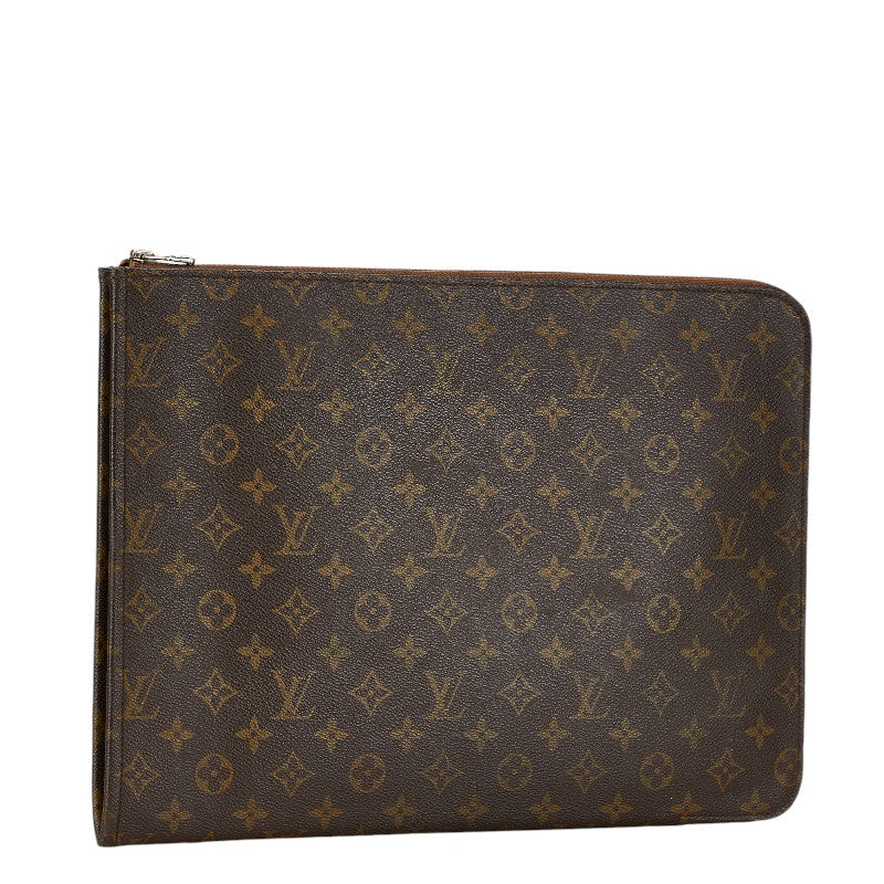 Louis Vuitton Monogram Clutch Bag M53456 in Very Good Condition