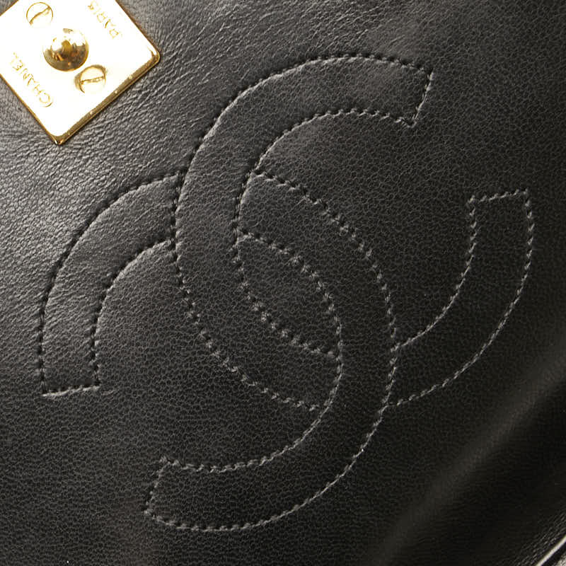 Chanel Matelasse Leather Chain Shoulder Bag