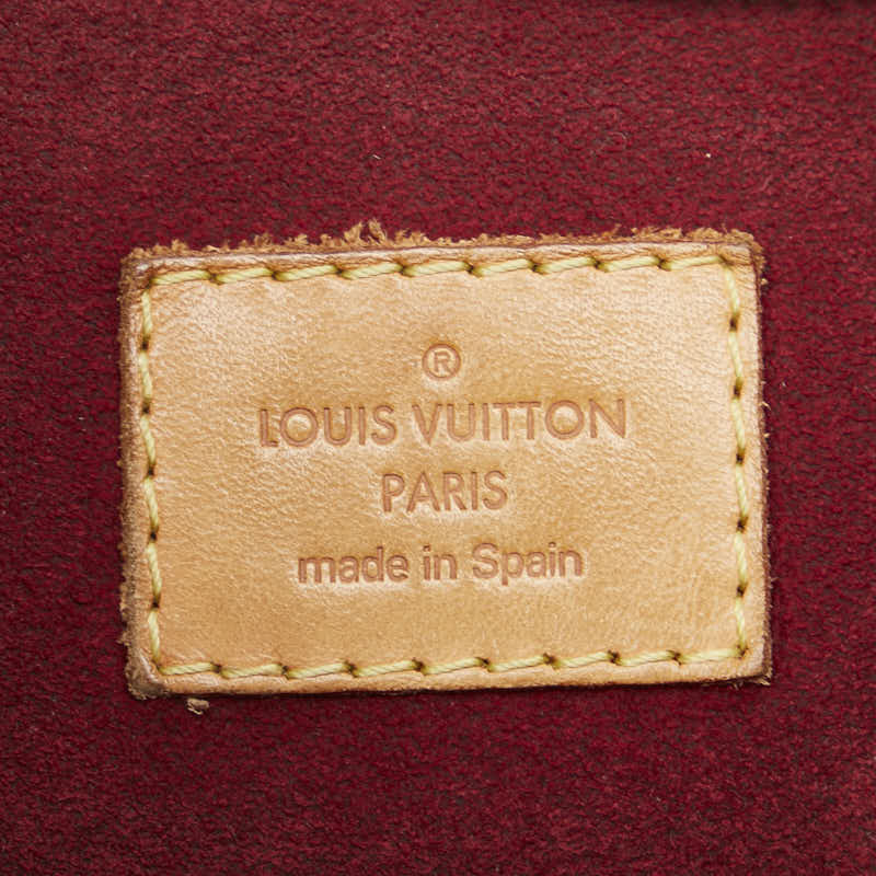 Louis Vuitton Greta Monogram Shoulder Bag in Very Good Condition