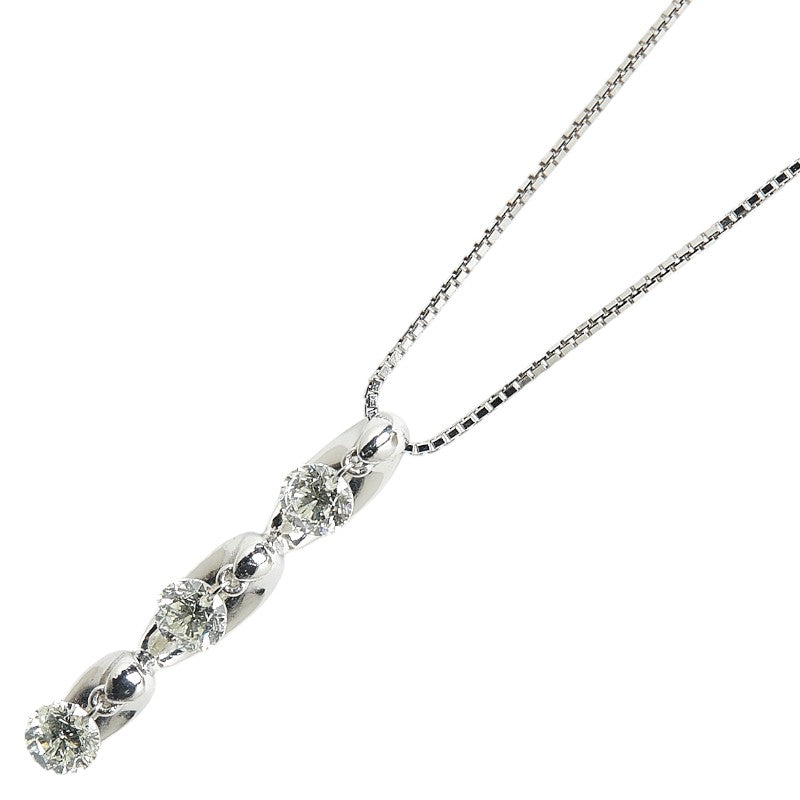 K18WG White Gold Diamond Pendant Necklace