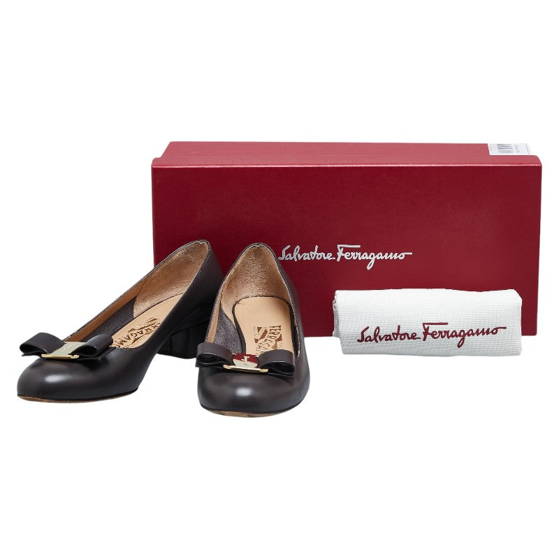 Salvatore Ferragamo Vara Ribbon Leather Pumps