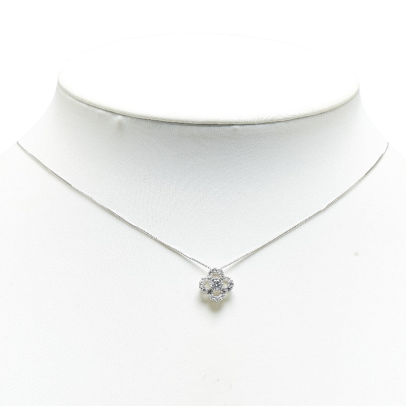 Platinum Diamond Flower Necklace 0.50ct in Excellent Condition