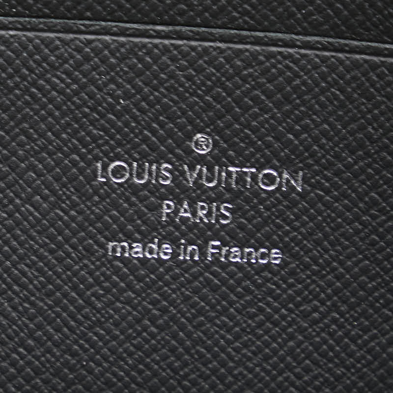 Louis Vuitton Monogram Eclipse Pochette Discovery PM M44323