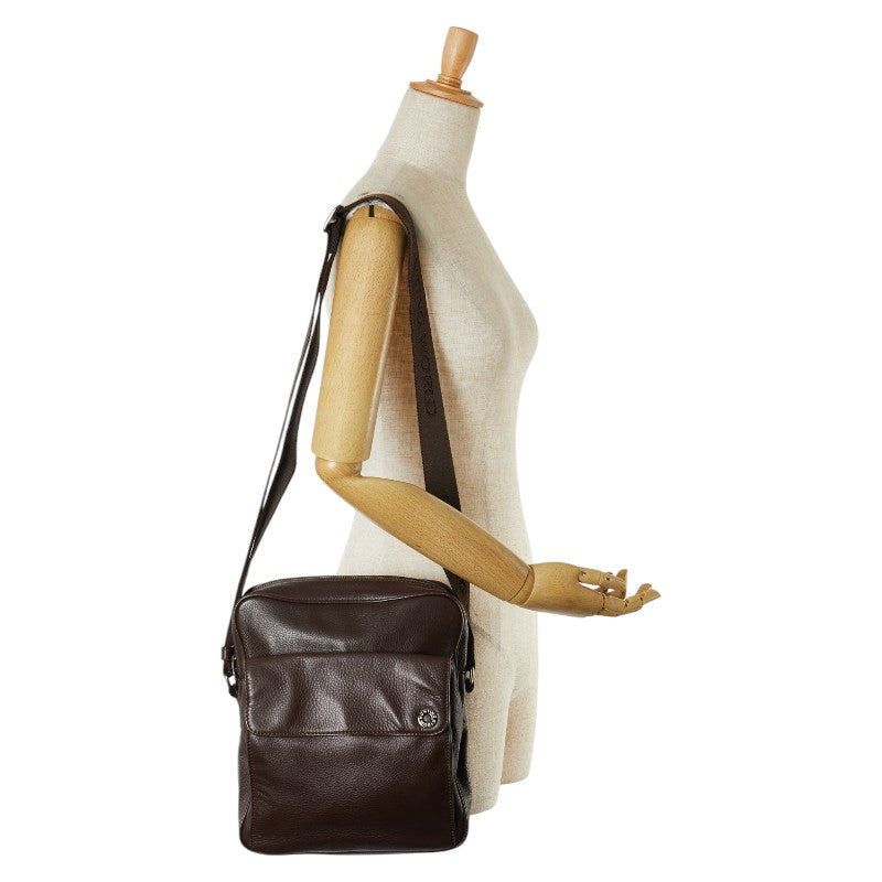 Hunting World Leather Shoulder Bag Brown