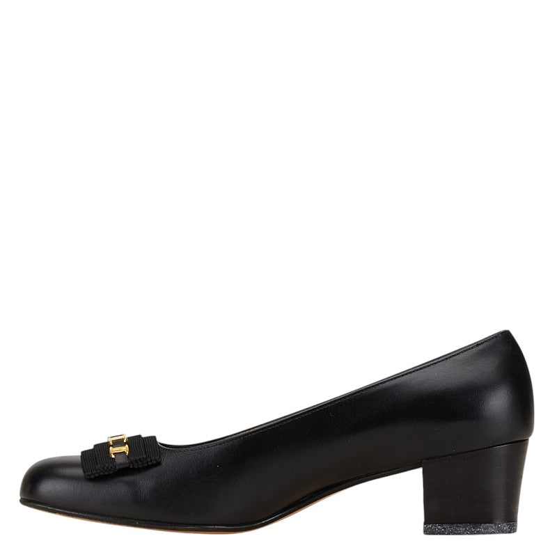 Salvatore Ferragamo Vara Leather Pumps Black