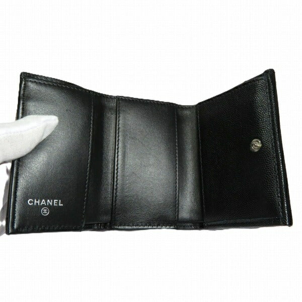 Chanel Small Flap Wallet Caviar Skin