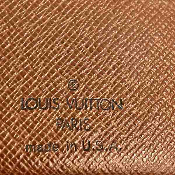 Louis Vuitton Monogram Portefeuille Zip Wallet M61207 in Good Condition